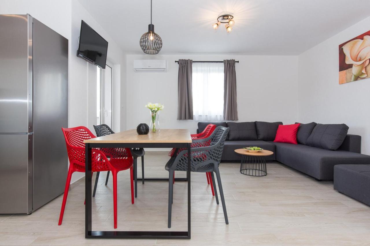 Apartments Kiara 普纳特 外观 照片